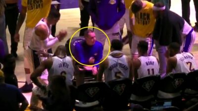 Frank Vogel in the huddle