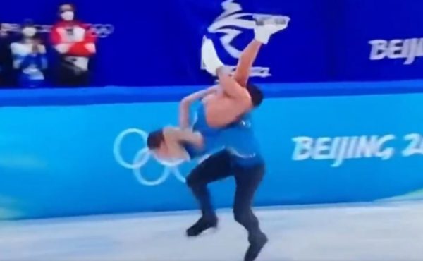 Russian figure skaters falling
