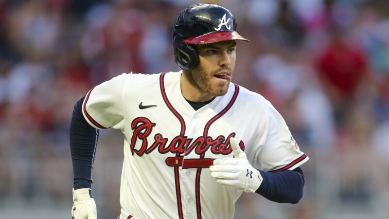Freddie Freeman running