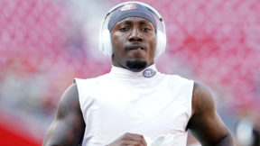 Deebo Samuel warms up before a game