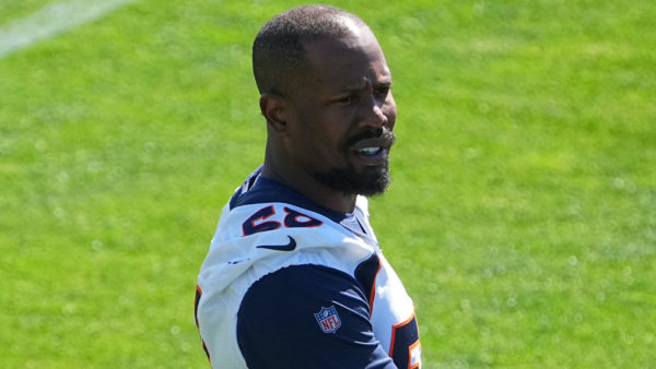 Von Miller before a game