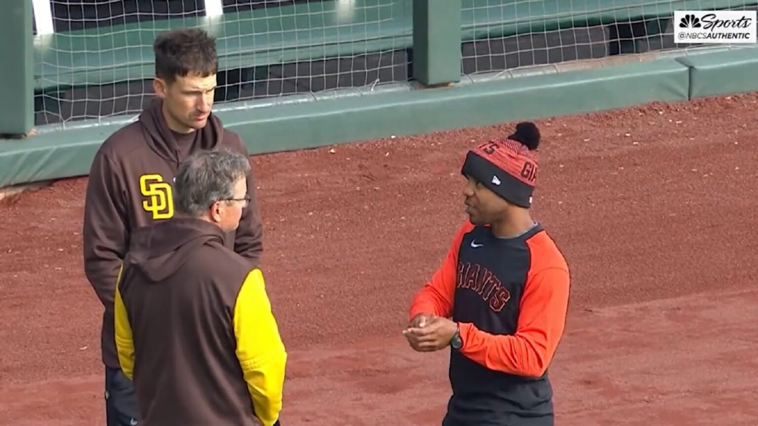 Giants' Antoan Richardson bizarrely blamed his ejection on racism