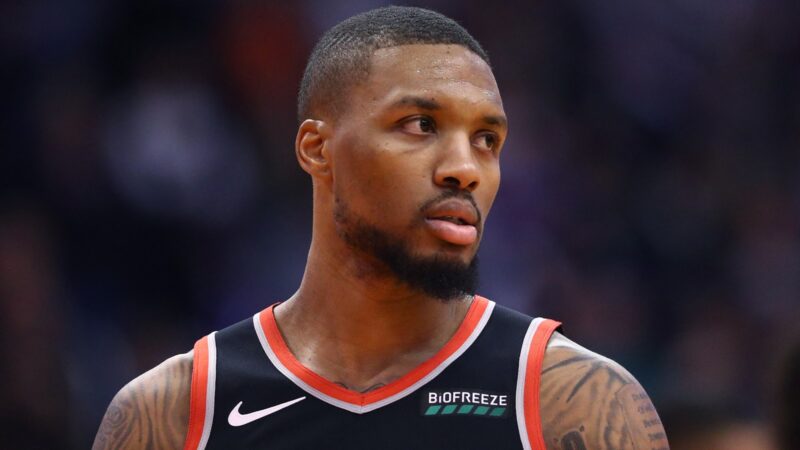 Damian Lillard in a Blazers jersey