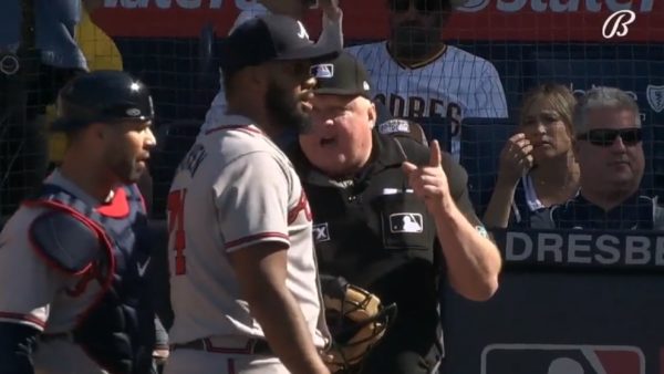 Bill Miller talks to Kenley Jansen