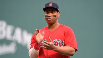 Rafael Devers claps