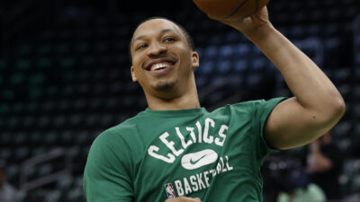 Grant Williams during warmups