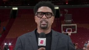 Jalen Rose reporting on the court