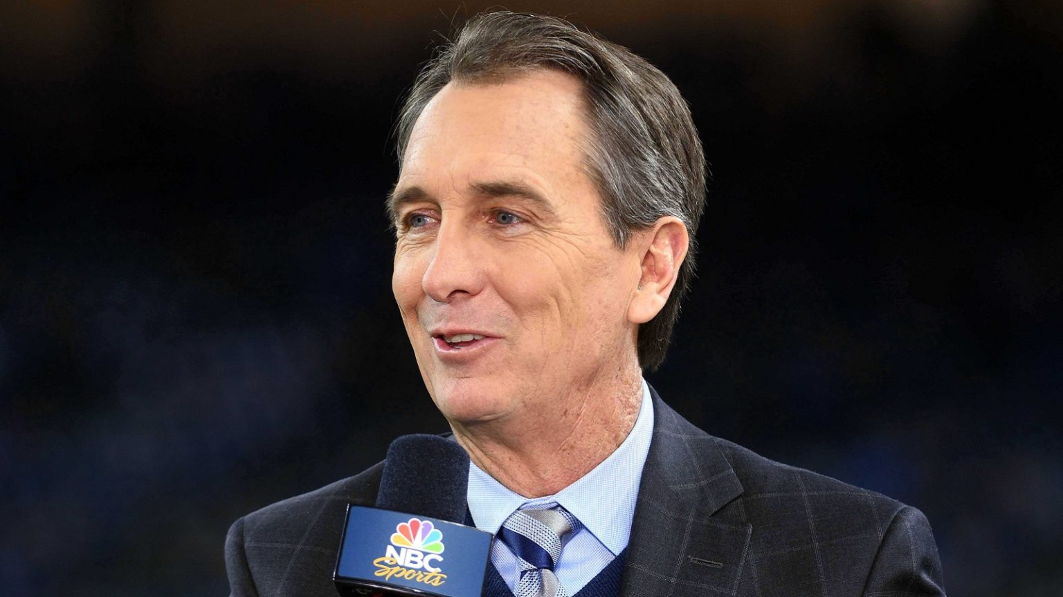 Fans wonder where Cris Collinsworth is for 'Sunday Night Football'