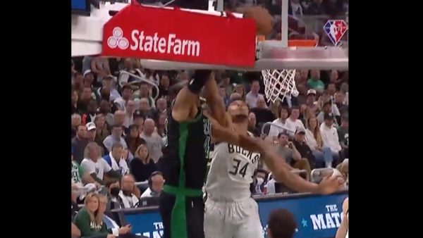 Al Horford hits Giannis