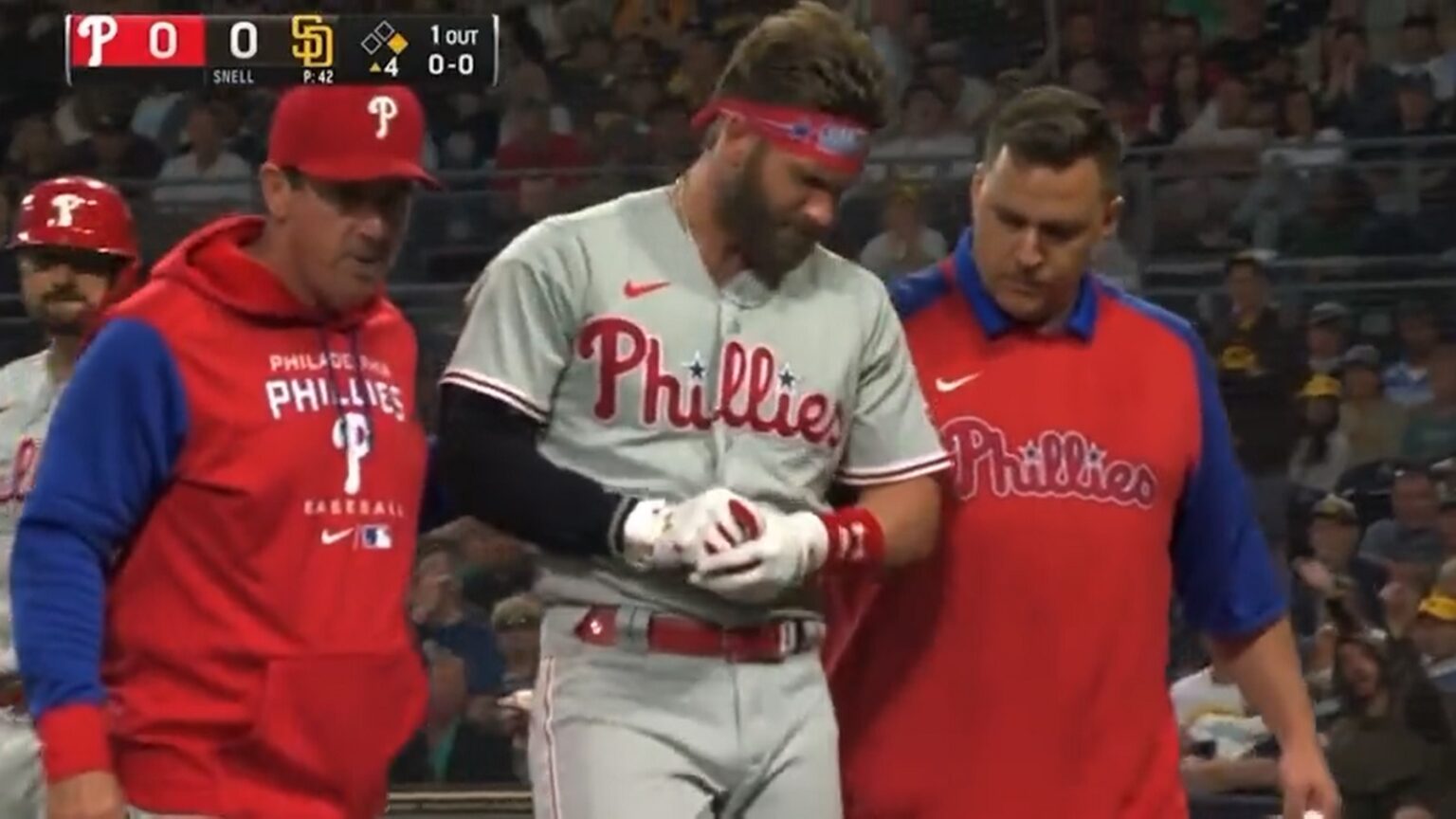 Bryce Harper leaves game after being hit by pitch on hand