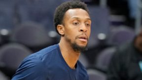 Ish Smith in warmups