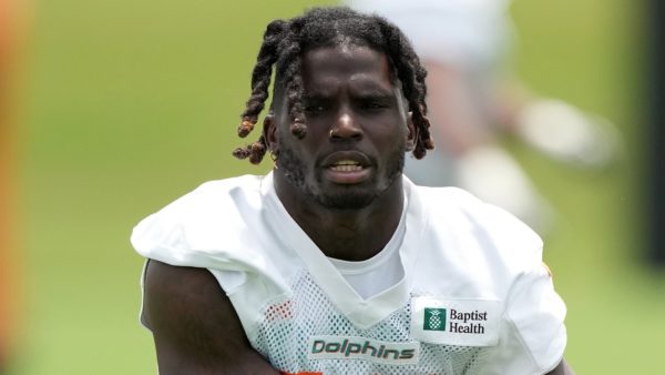 NFL investigating Dolphins Tyreek Hill over marina incident; suspension  possible