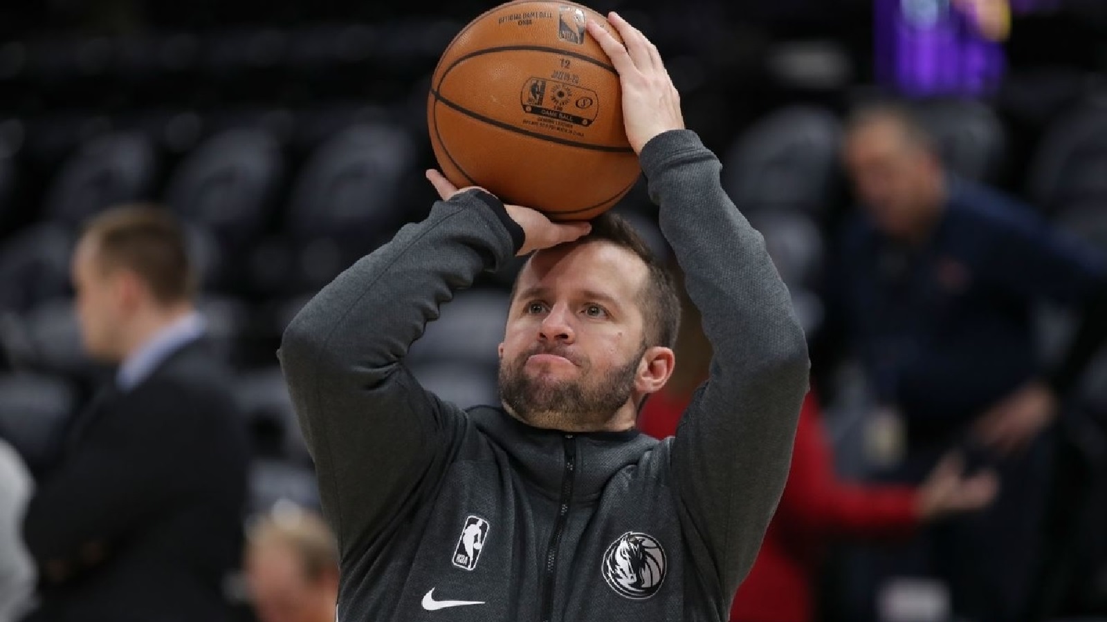 Fan favorite J.J. Barea is glad to be back home with Dallas