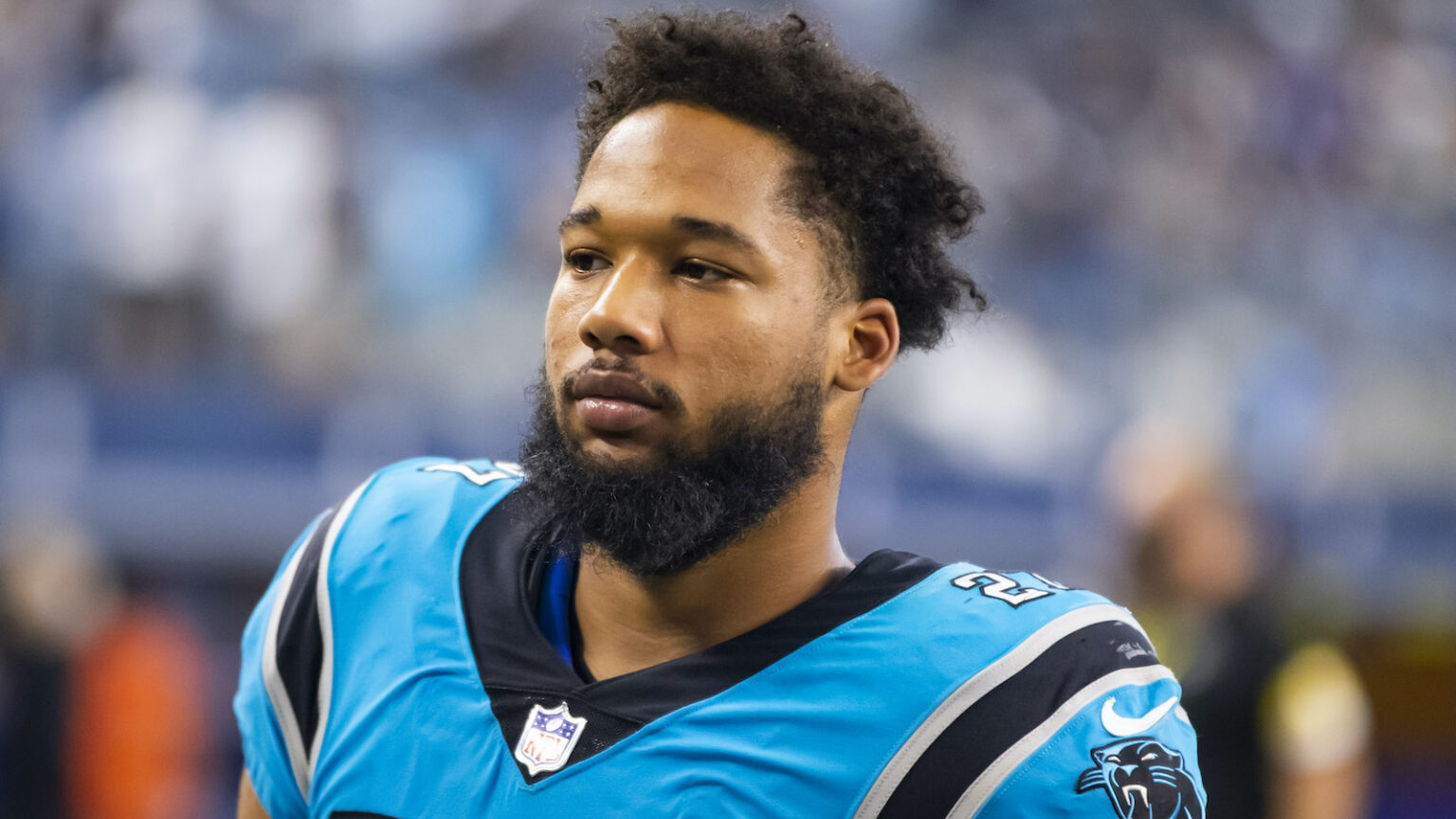 Video shows cheap shot that led to PanthersPatriots practice fight