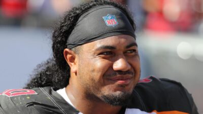 Vita Vea looking away.
