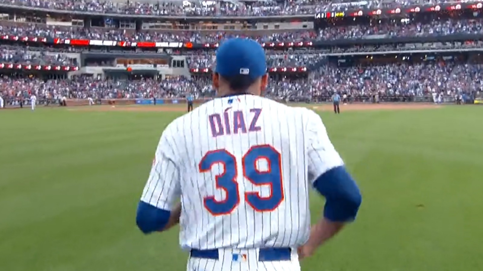 Edwin Diaz Entrance During Mets' Combined No-Hitter 