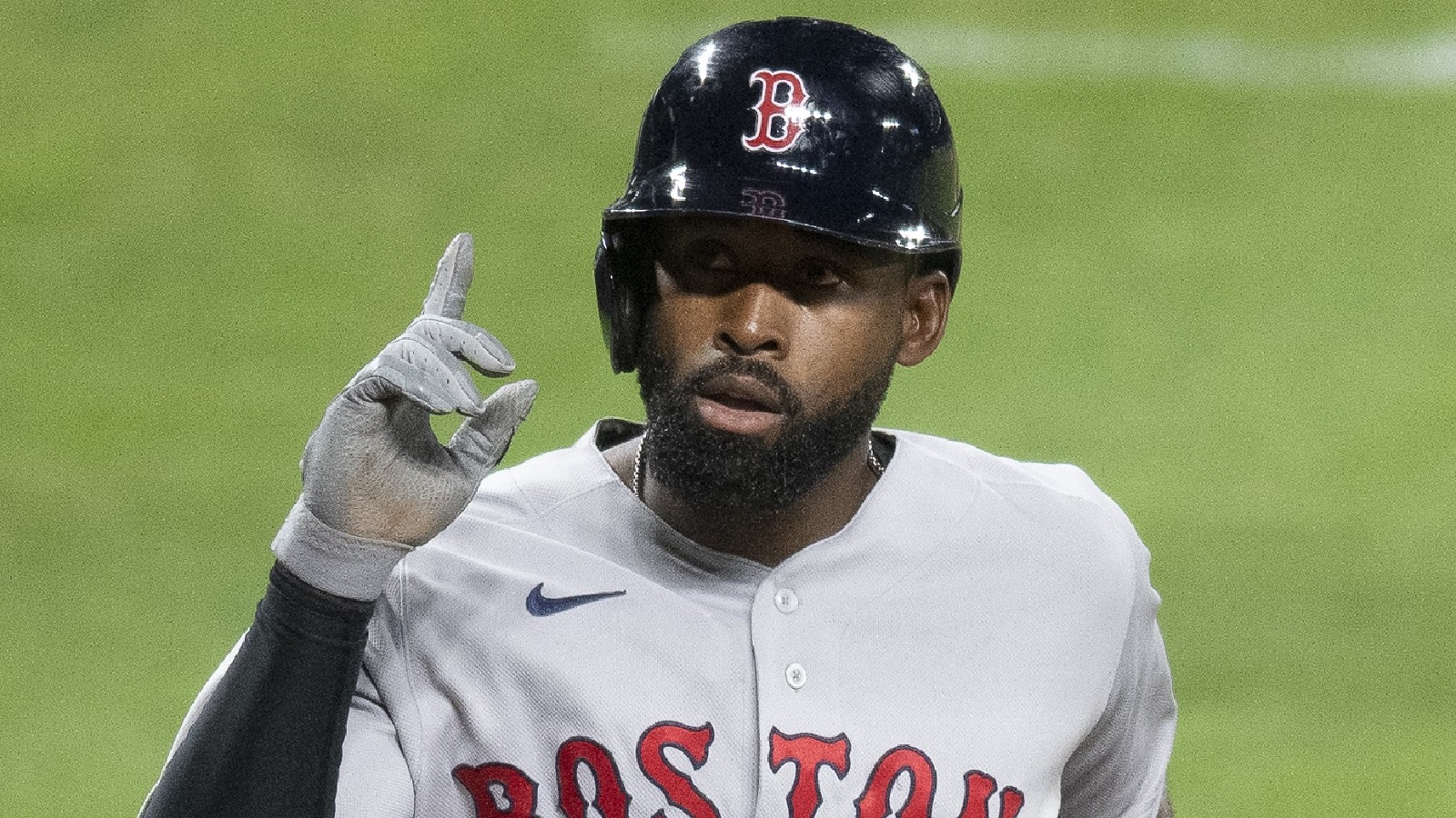 Jackie Bradley Jr. signs with Blue Jays after being released by Red Sox 