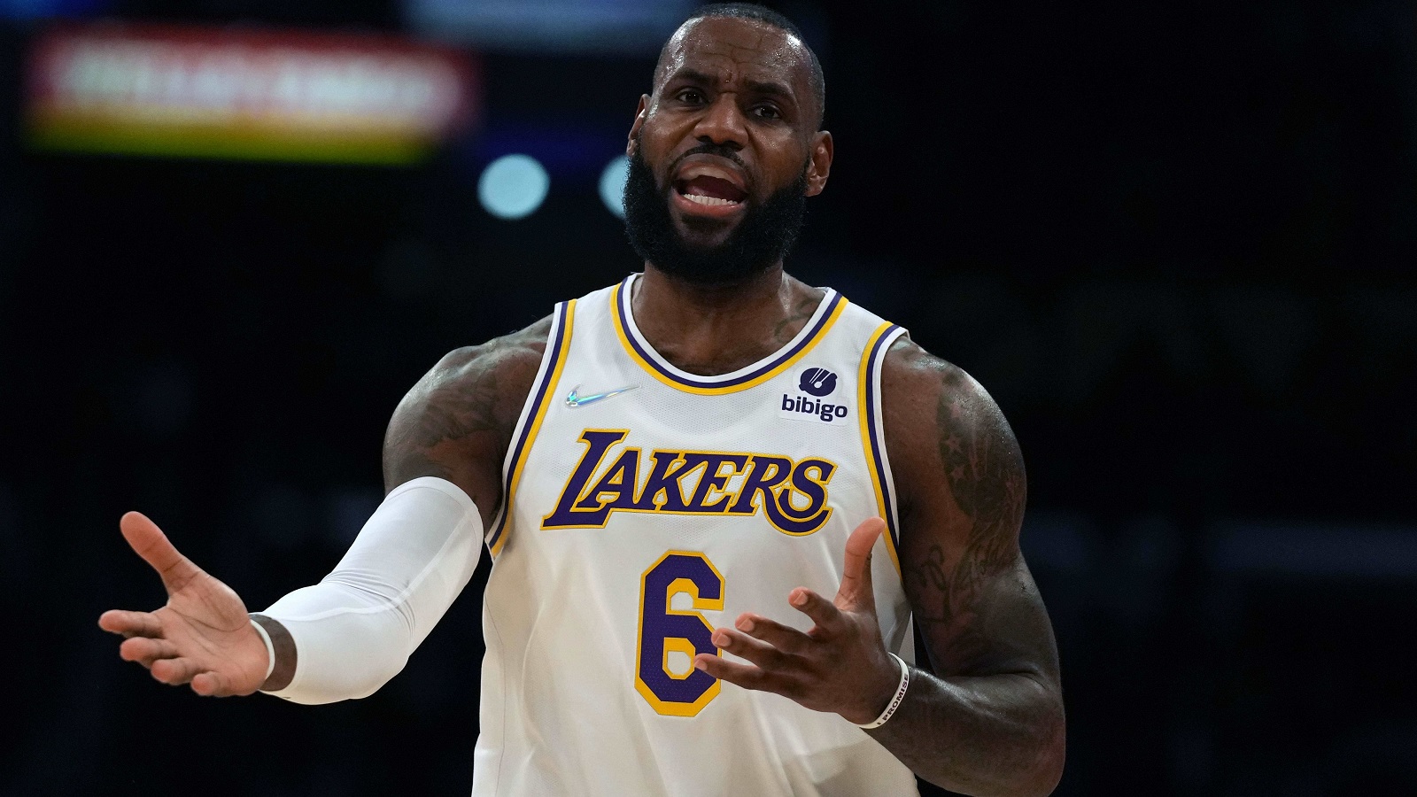 LeBron James has message that won't be on his Lakers jersey - Los