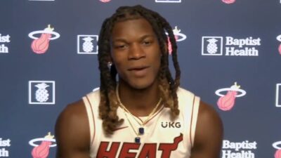 Jimmy Butler shows off his dread locks