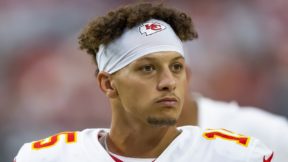 Patrick Mahomes in a headband