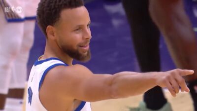 Steph Curry points