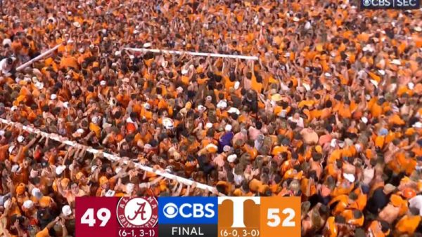 Tennessee Volunteers fans with a goal post