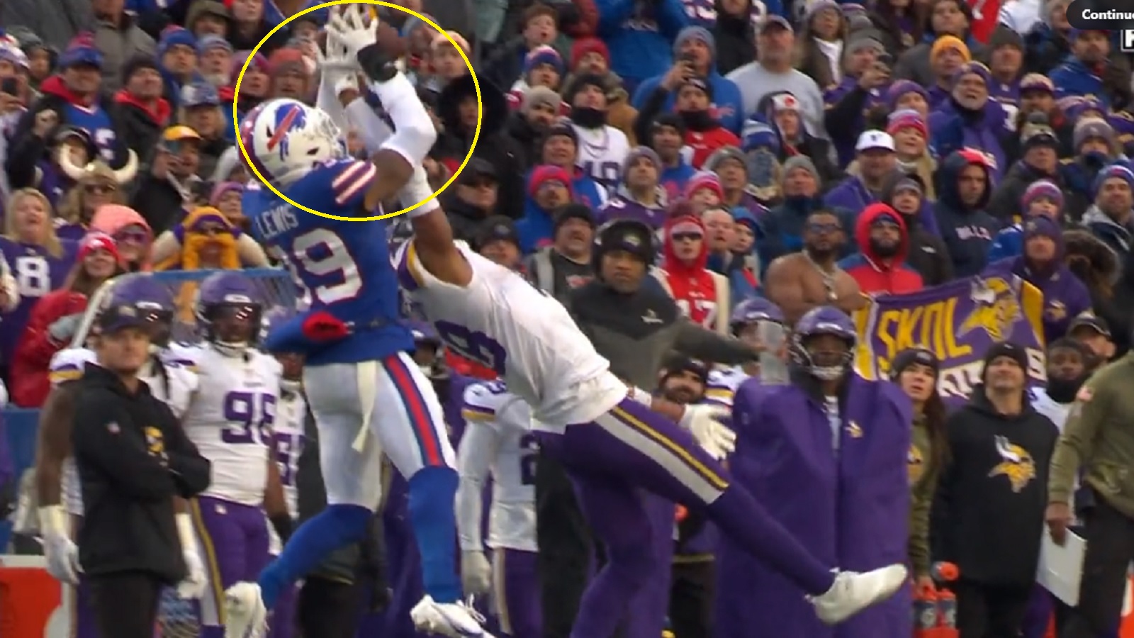 Fans Rank Justin Jefferson's Ridiculous One-Handed Catch