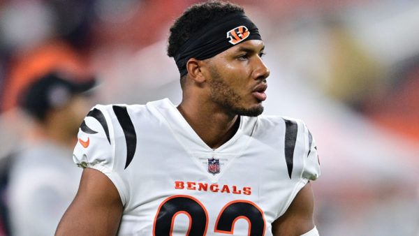 Tyler Boyd signs with AFC team