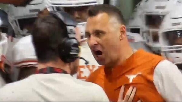 Steve Sarkisian angry at worker