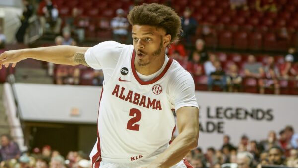 Darius Miles playing for Alabama