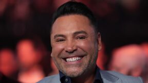 Oscar De La Hoya smiling