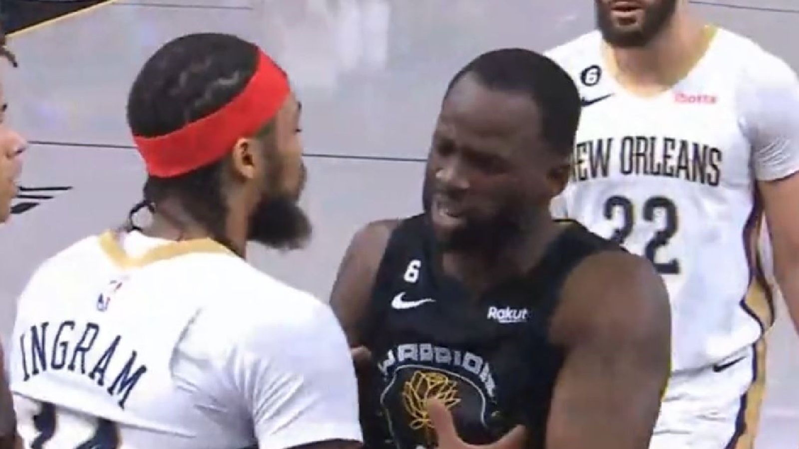 Brandon Ingram and Draymond Green arguing