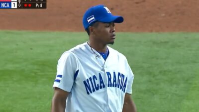 Duque Hebbert off the mound