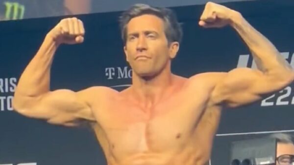 Jake Gyllenhaal flexes