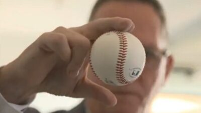 David Cone holds a ball