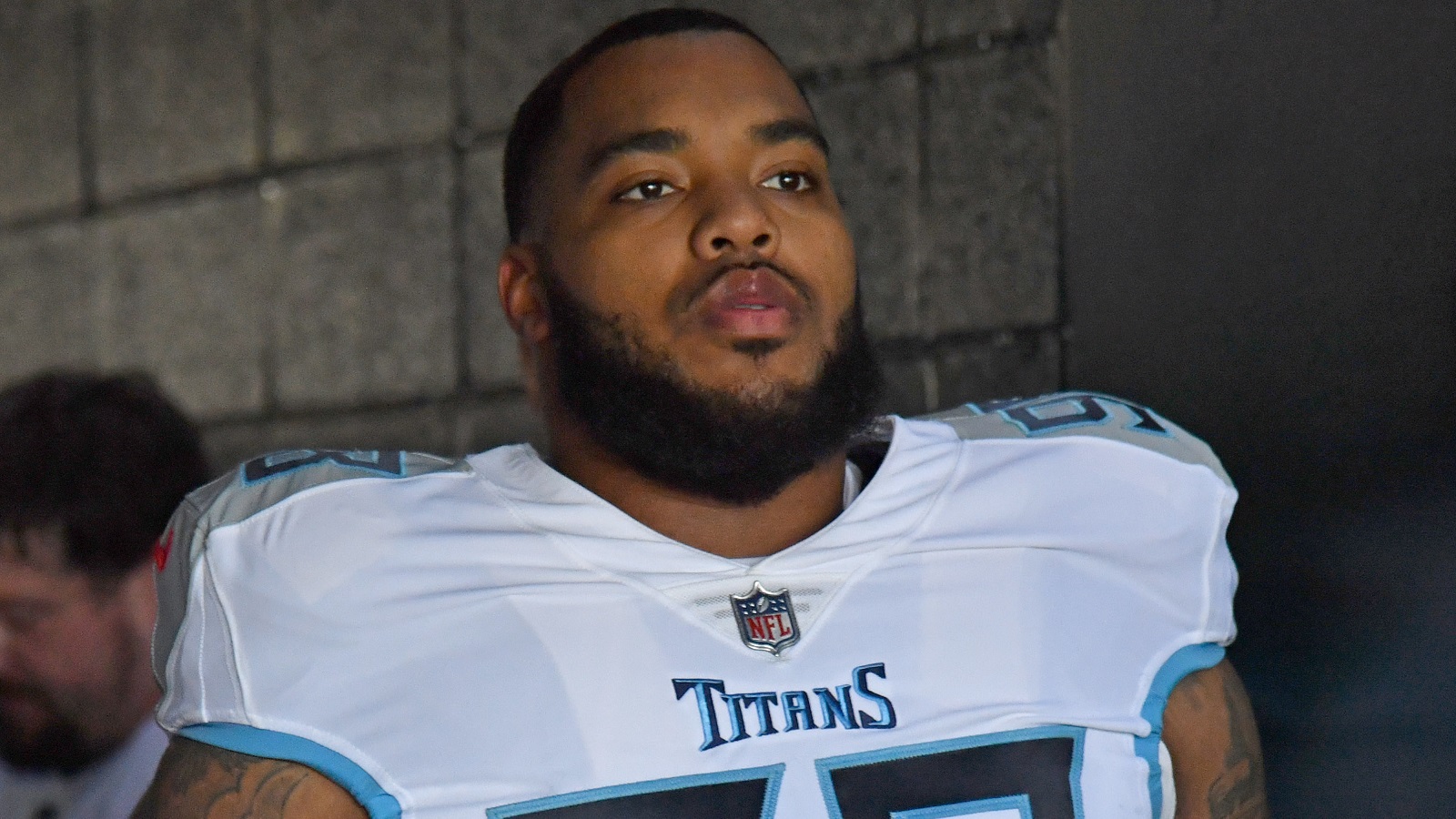 Tennessee Titans defensive tackle Jeffrey Simmons (98) runs onto