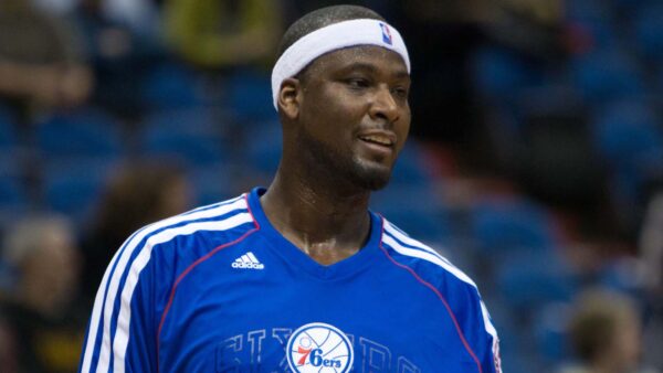 Kwame Brown in warmups