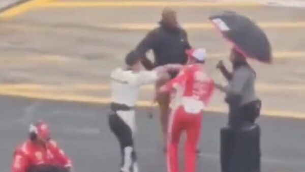 Bubba Wallace shoved by Aric Almirola