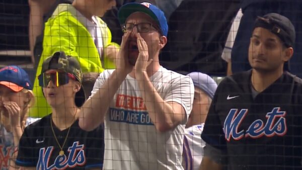 A Mets fan boos