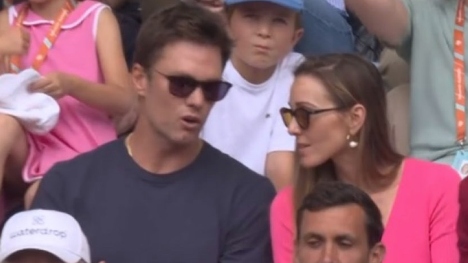 Tom Brady sits with Novak Djokovic's wife at French Open