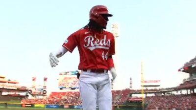 Elly De La Cruz in his Reds uniform