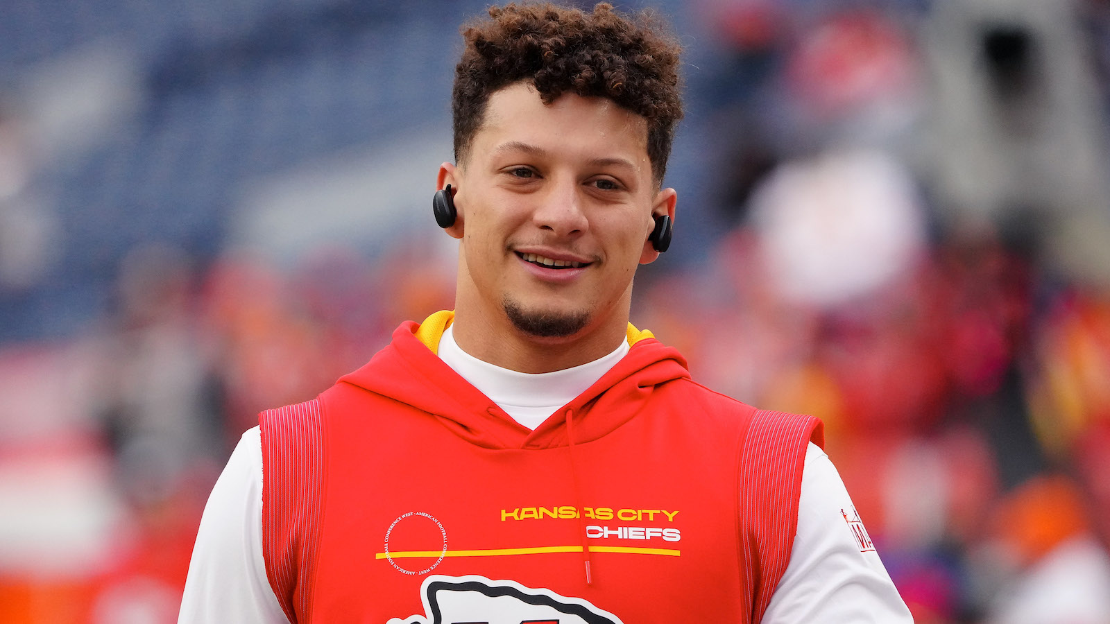 patrick mahomes jersey small