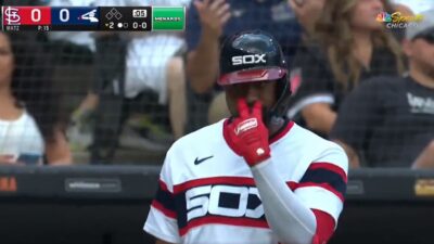 Eloy Jimenez points to his eyes
