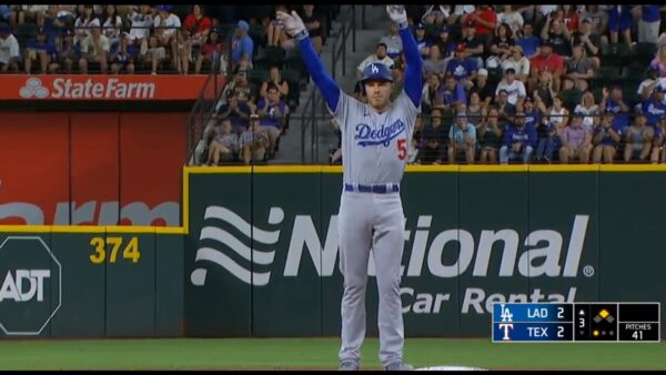 Freddie Freeman celebration