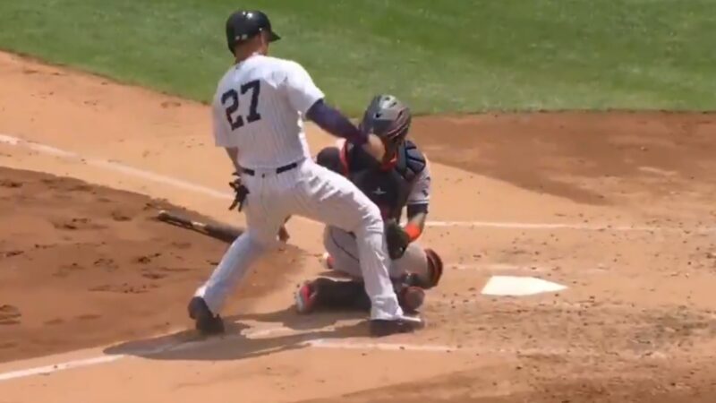 Giancarlo Stanton getting thrown out