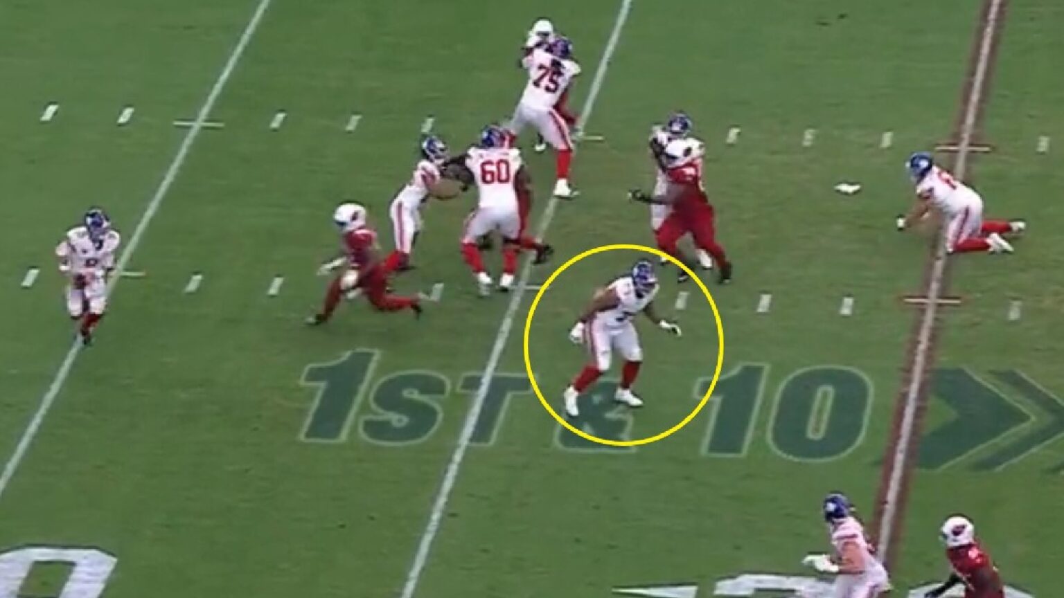 giants-lineman-evan-neal-curiously-blocks-no-one-on-strange-play