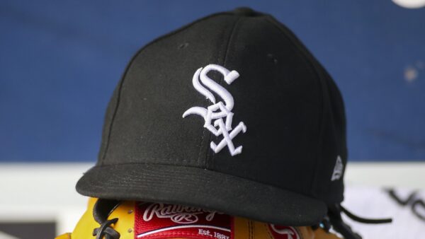 A Chicago White Sox hat