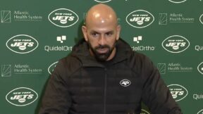 Robert Saleh at a press conference