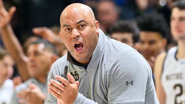 Micah Shrewsberry coaching Notre Dame