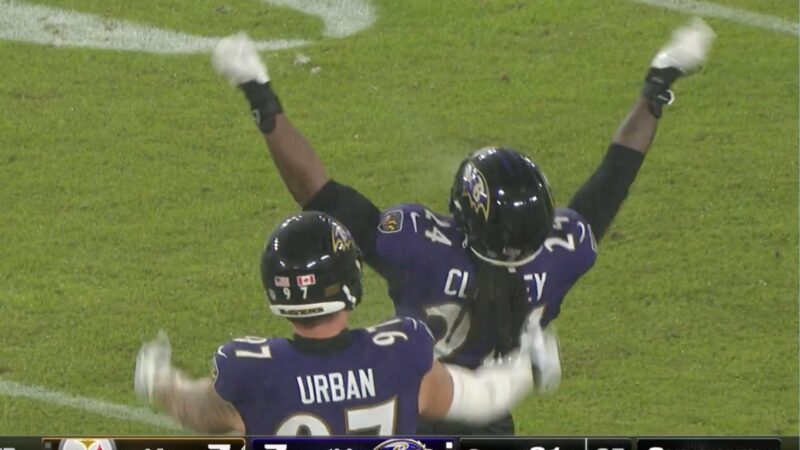 Jadeveon Clowney celebrating a sack during Ravens-Steelers game